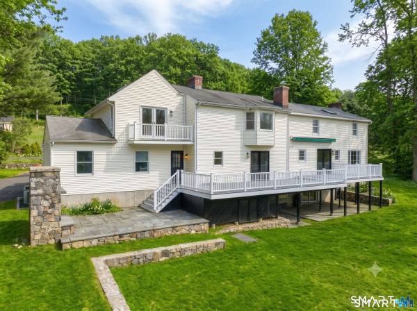 12 Werf Drive, Redding, CT 06896