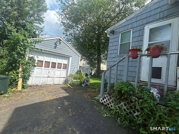 80 Marsdale Avenue, Bridgeport, CT 06606