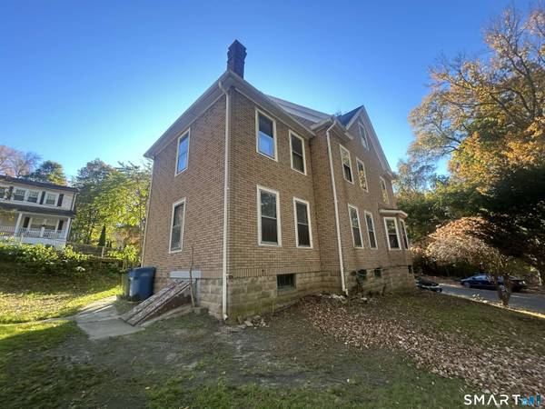 578 Columbia Blvd Extension, Waterbury, CT 06701