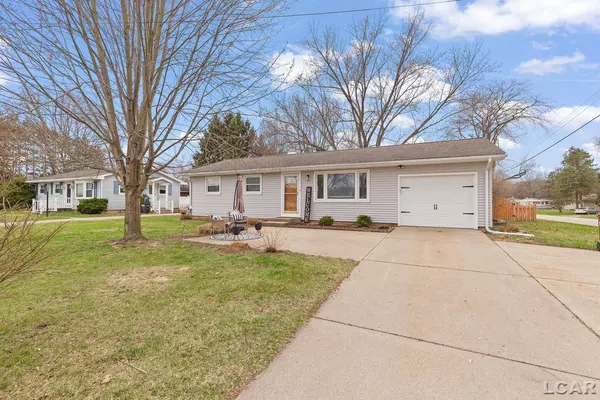 4130 N Draper Road, Jackson, MI 49203