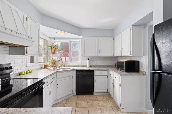 531 S Meridian Road, Hudson, MI 49247