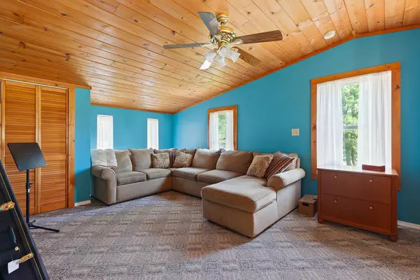 13585 Young Drive, Hudson, MI 49247