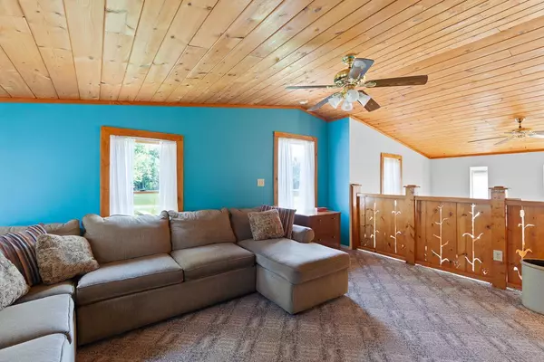 13585 Young Drive, Hudson, MI 49247