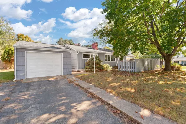 5494 Sherwood Drive, Jackson, MI 49201