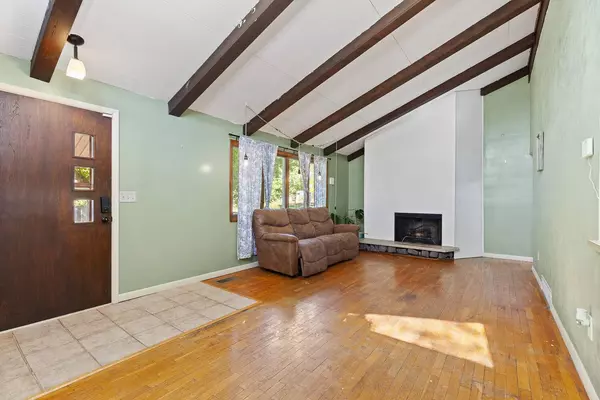 5494 Sherwood Drive, Jackson, MI 49201