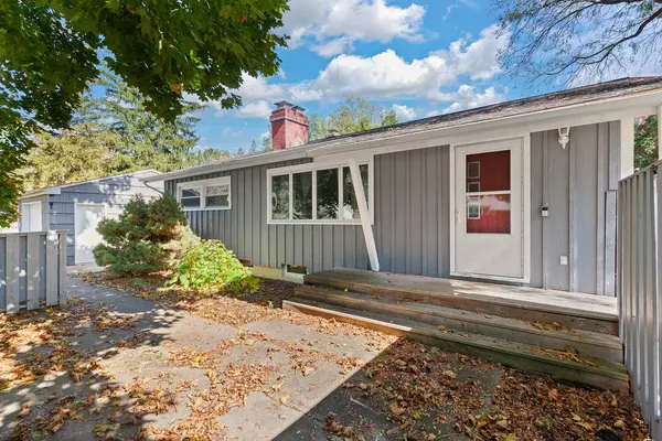 5494 Sherwood Drive, Jackson, MI 49201