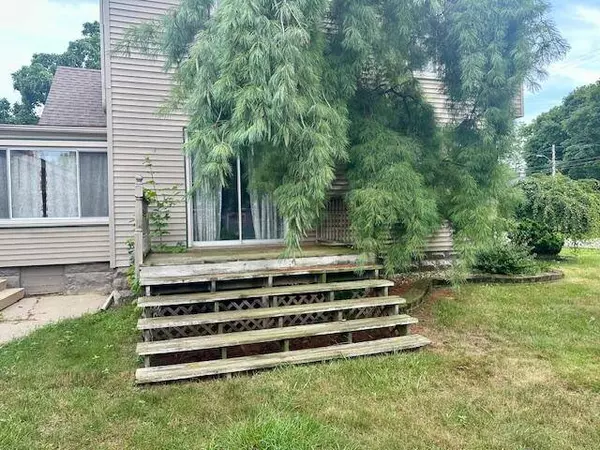 404 S Mckenzie S Street, Adrian, MI 49221