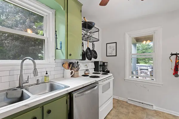 515 E Russell Road, Tecumseh, MI 49286