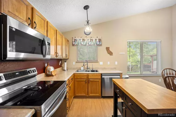 4982 S Danube ST, Aurora, CO 80015