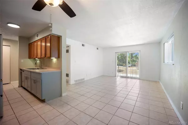 100 E Highline CIR #105, Centennial, CO 80122