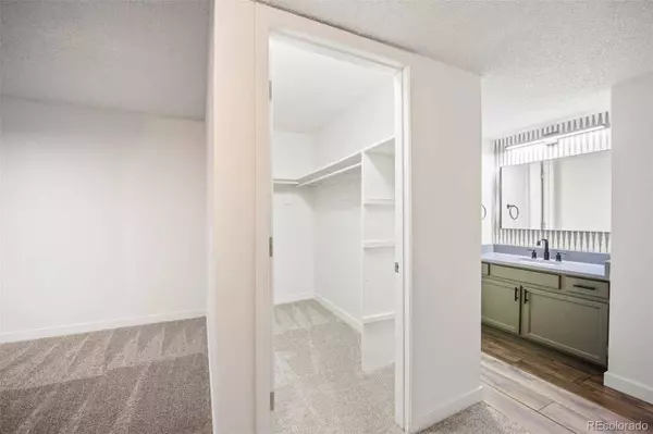 7665 E Eastman AVE #C101, Denver, CO 80231