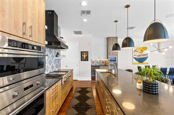 266 W LYMAN AVE, Winter Park, FL 32789