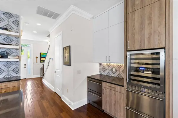 266 W LYMAN AVE, Winter Park, FL 32789