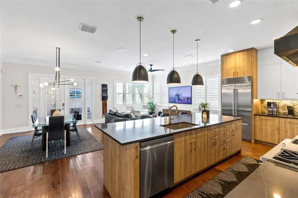 266 W LYMAN AVE, Winter Park, FL 32789