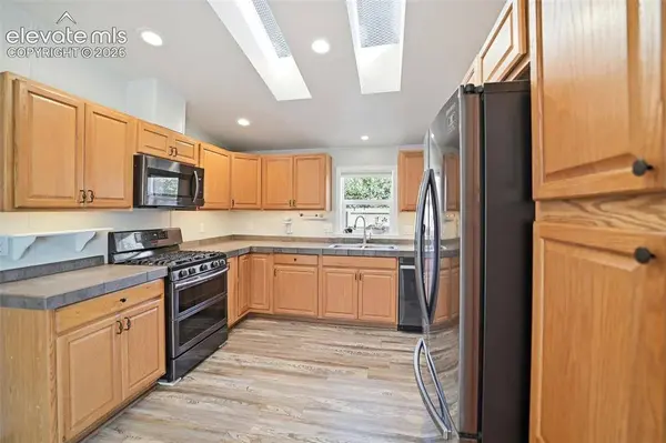 201 Comanche Village DR, Fountain, CO 80817