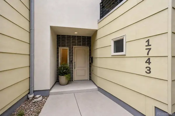 1743 W 33 AVE, Denver, CO 80211