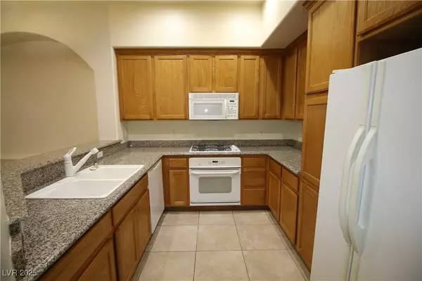 62 E Serene AVE #129, Las Vegas, NV 89123