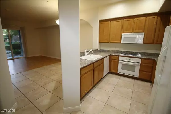 62 E Serene AVE #129, Las Vegas, NV 89123