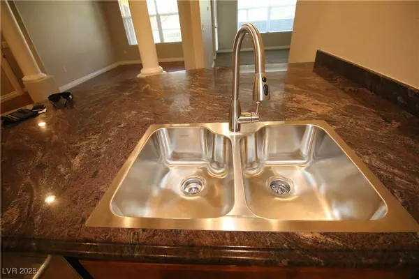 56 E Serene AVE #120, Las Vegas, NV 89123