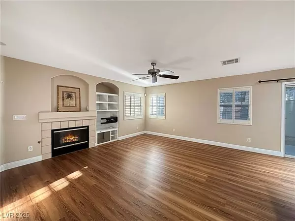 1010 GRAND CERRITOS AVE, Las Vegas, NV 89183