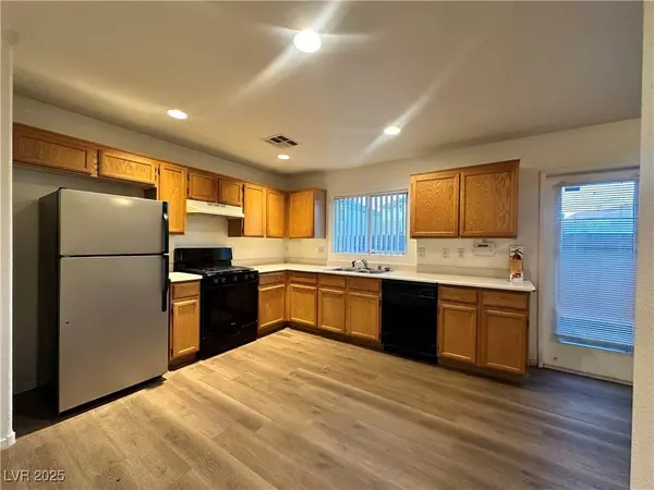 5278 PARADISE VALLEY AVE, Las Vegas, NV 89156