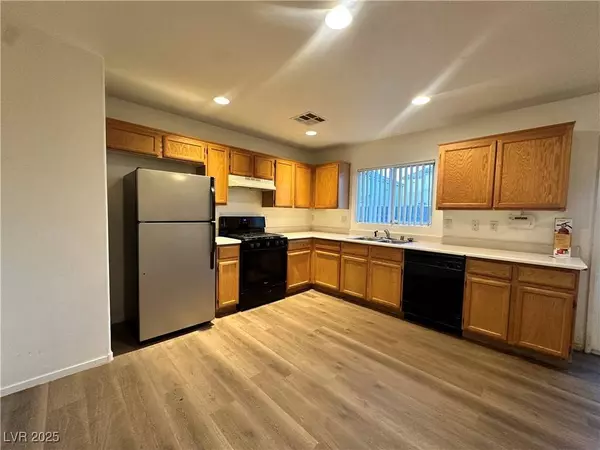 5278 PARADISE VALLEY AVE, Las Vegas, NV 89156