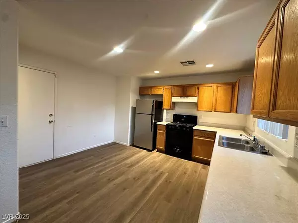 5278 PARADISE VALLEY AVE, Las Vegas, NV 89156