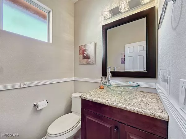 8122 Retriever AVE, Las Vegas, NV 89147