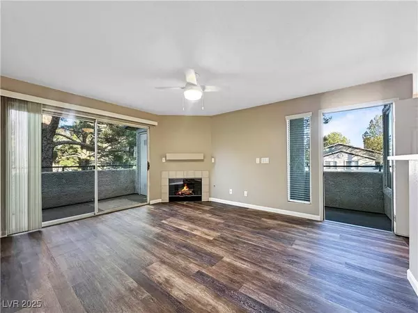 5211 CASPIAN SPRINGS DR #203, Las Vegas, NV 89120