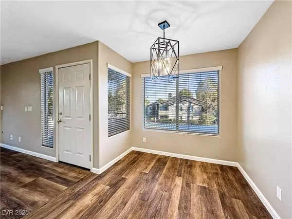 5211 CASPIAN SPRINGS DR #203, Las Vegas, NV 89120