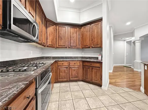 56 E Serene AVE #120, Las Vegas, NV 89123