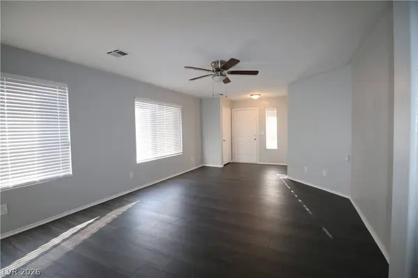 7868 Steamboat Springs CT, Las Vegas, NV 89139
