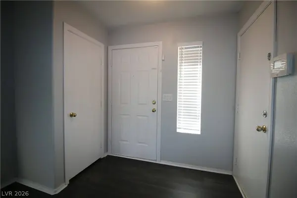 7868 Steamboat Springs CT, Las Vegas, NV 89139
