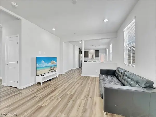 40 Cadence Crest AVE, Henderson, NV 89011