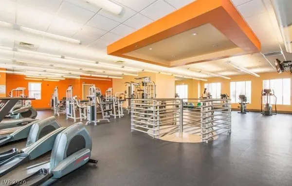 19 E Agate AVE #305, Las Vegas, NV 89123