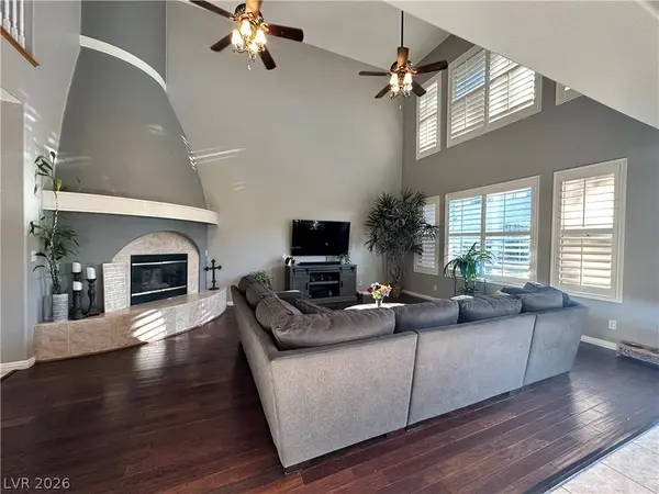 1211 MARTINI DR