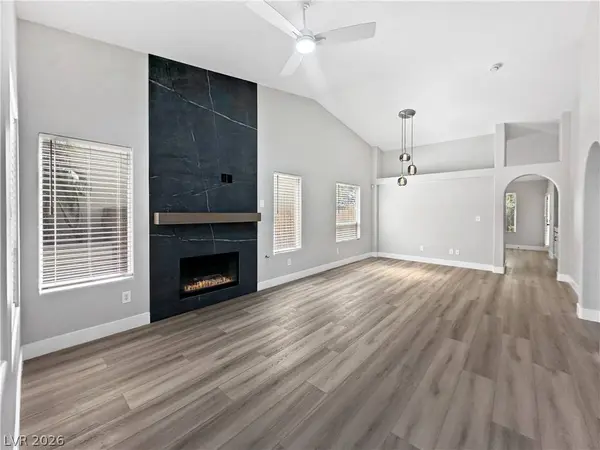 1506 Emerald Peak AVE