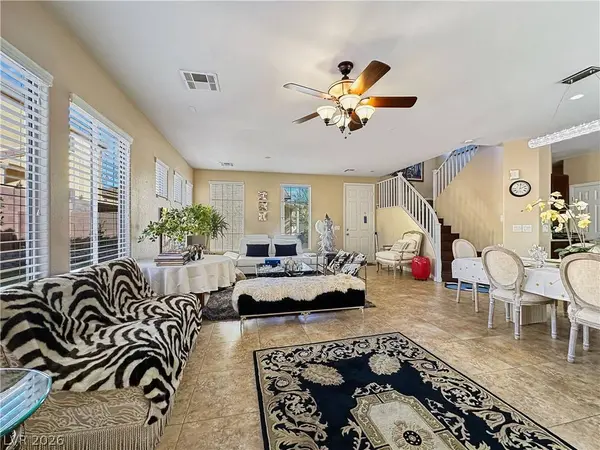 8122 Retriever AVE, Las Vegas, NV 89147
