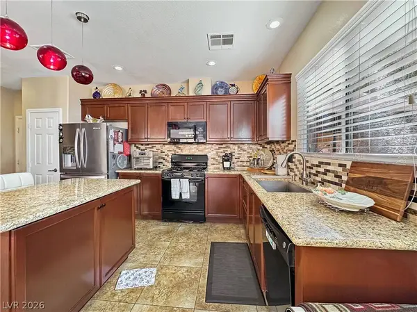 8122 Retriever AVE, Las Vegas, NV 89147