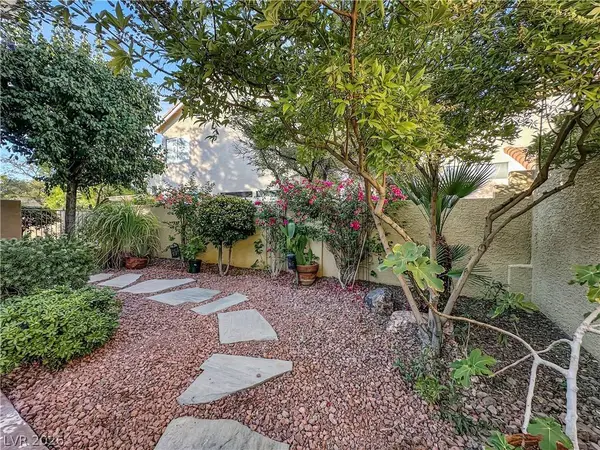 84 Yesterday DR, Henderson, NV 89074