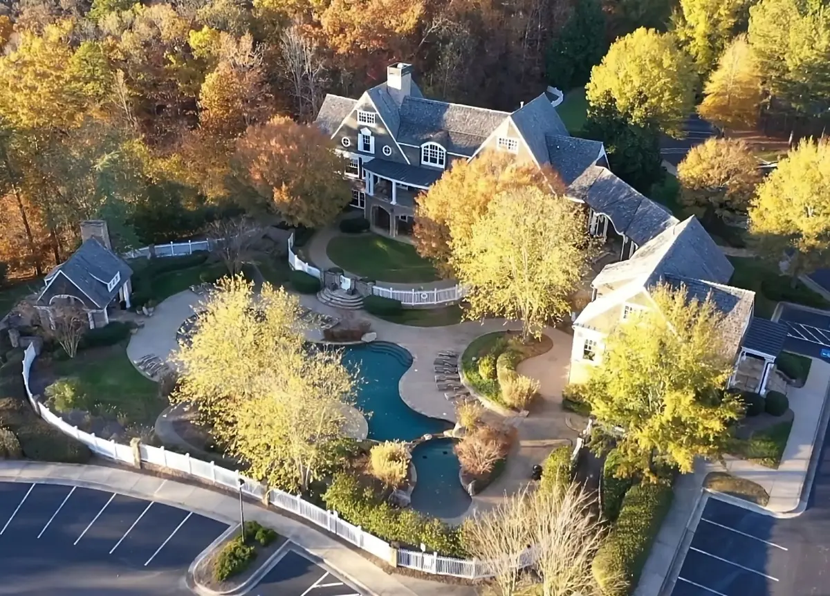 Marina Bay on Lanier Clubhouse - Lake Lanier Community
