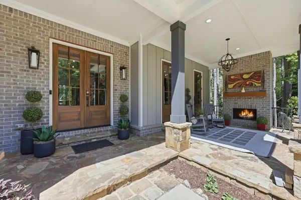 6128 Grand Marina Cir, Gainesville, GA 30506-7802