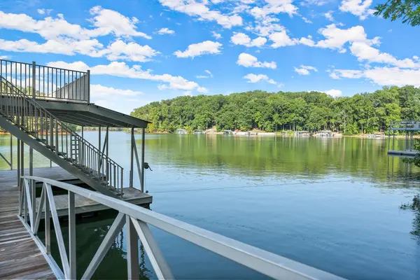 5750 Chestatee Landing Dr, Gainesville, GA 30506-6816