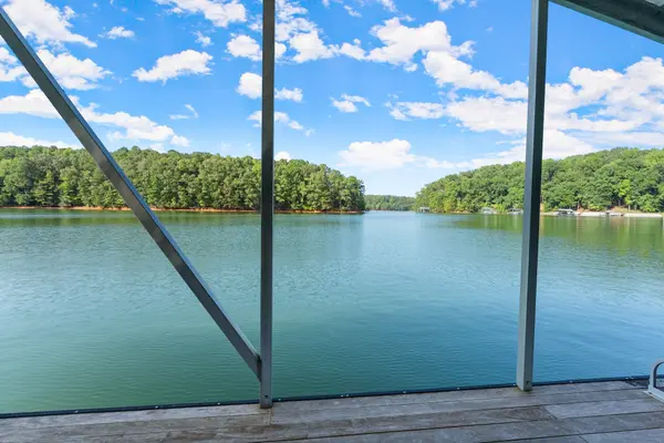 5750 Chestatee Landing Dr, Gainesville, GA 30506-6816