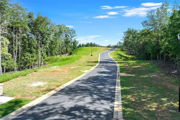 6725 Marina Ridge RD, Gainesville, GA 30506