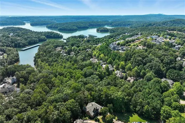 6109 Grand Marina CIR, Gainesville, GA 30506