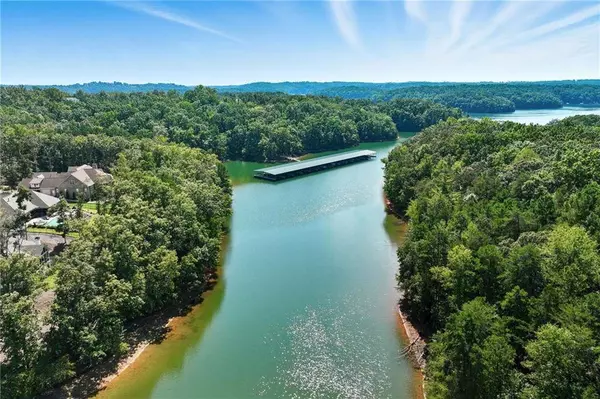 6109 Grand Marina CIR, Gainesville, GA 30506