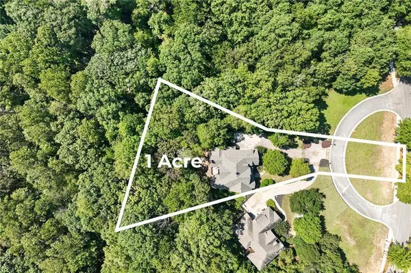 6109 Grand Marina CIR, Gainesville, GA 30506