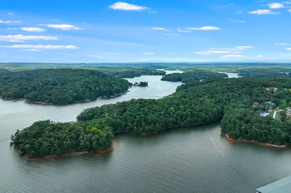 6598 Grand Marina Cir #1106, Gainesville, GA 30506-7834