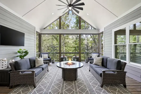 7162 Bluebird Cv, Gainesville, GA 30506-5506